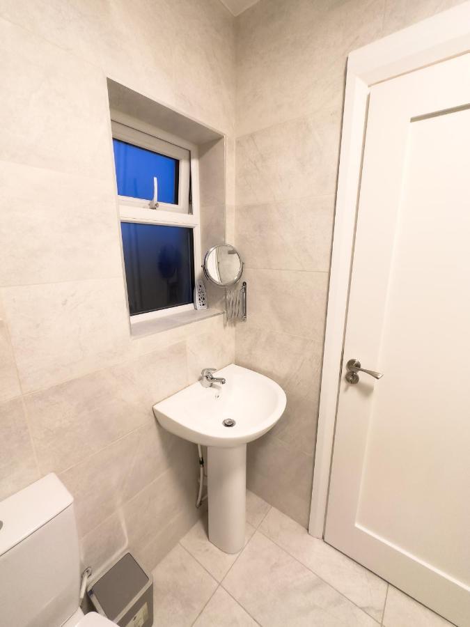 Entire Cozy Guest House Galway Exterior photo